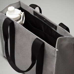 Lululemon Two-Tone Canvas Tote Bag 10L